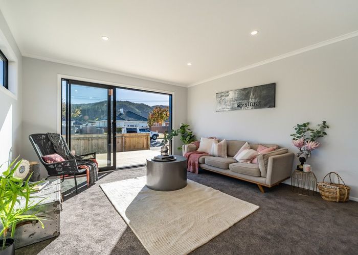  at 86a Fraser Crescent, Elderslea, Upper Hutt, Wellington