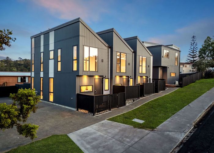  at Lot 4 / 1 Thistledew Place, Bayview, North Shore City, Auckland
