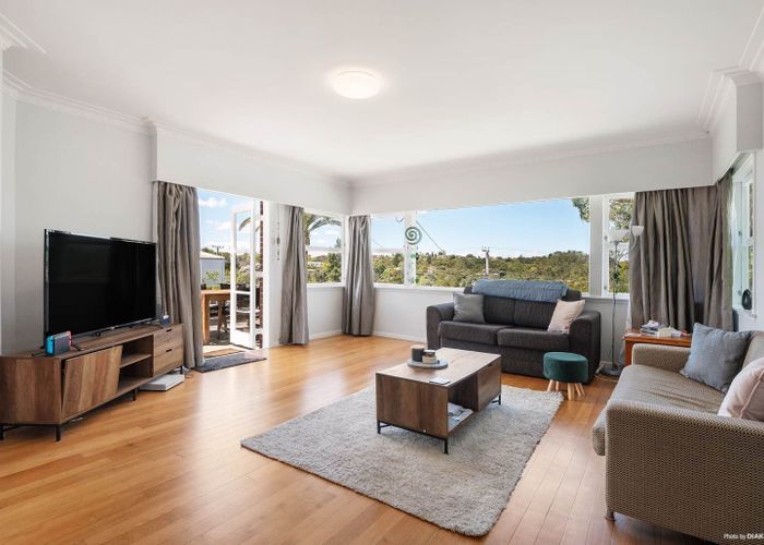  at 37 Park Road, Glenfield, Auckland