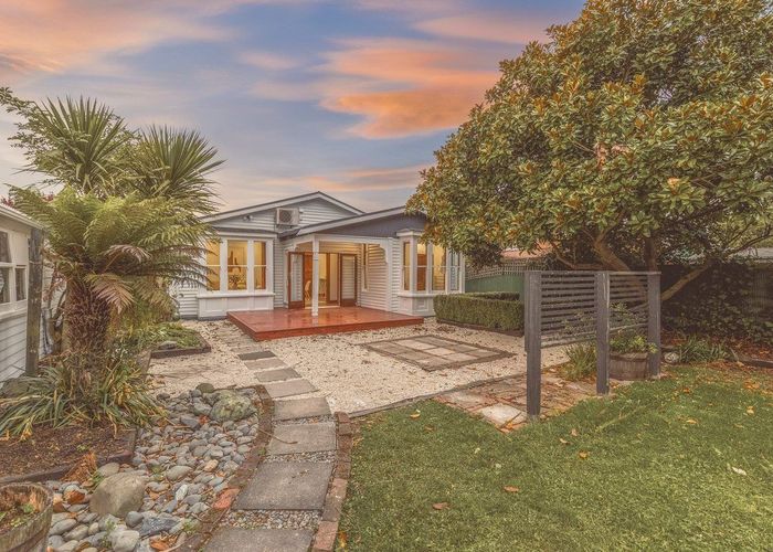 at 41 Stapletons Road, Richmond, Christchurch City, Canterbury