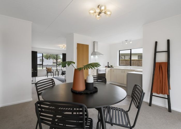  at 69 Hillcrest Drive, Kelvin Grove, Palmerston North