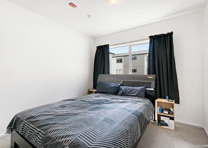  at 95E Felton Mathew Avenue, Saint Johns, Auckland City, Auckland