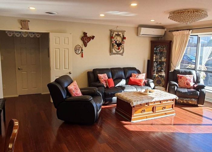  at 94 Meadowland Drive, Somerville, Manukau City, Auckland