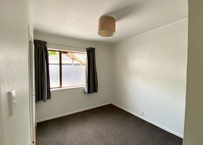  at 3/17 Paris Place, Birkenhead, Auckland