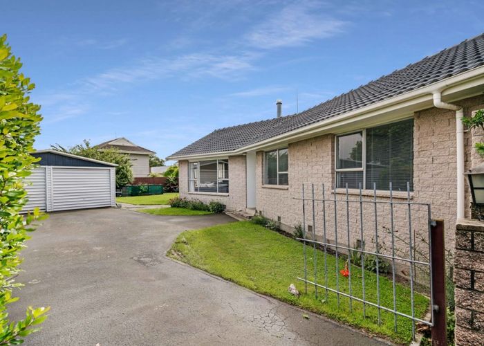 Free property data for 34 Oakley Crescent, Hornby, Christchurch homes