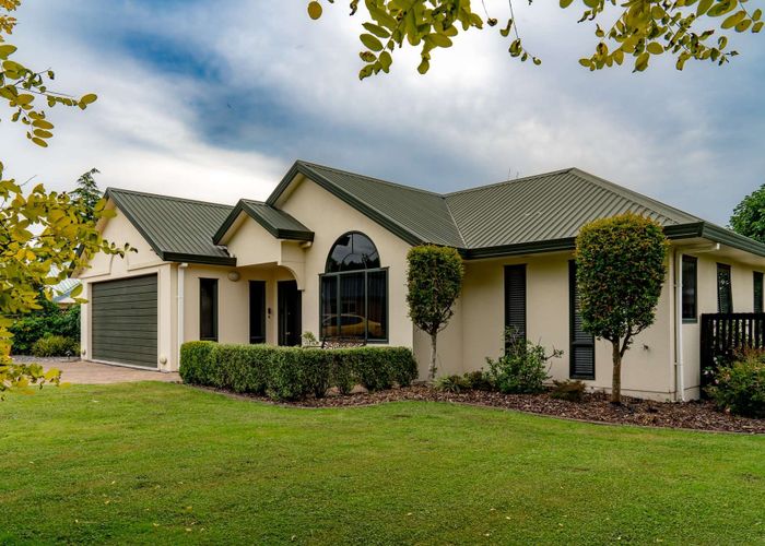  at 4 MacArthur Mews, Rototuna, Hamilton, Waikato