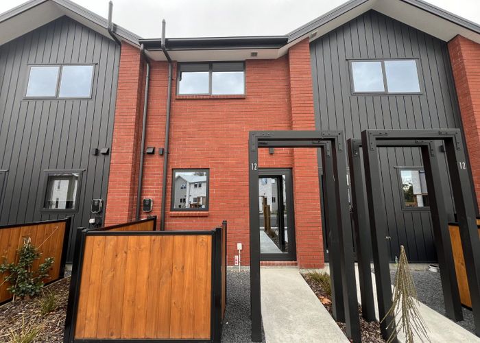  at 3/12 Matata Place, Dallington, Christchurch City, Canterbury