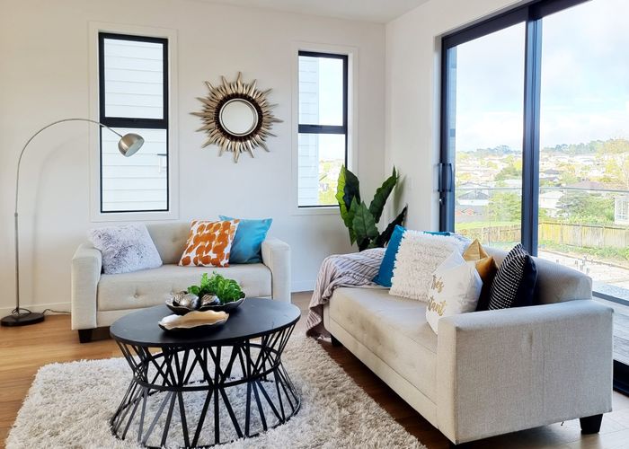  at 952B East Coast Road, Northcross, North Shore City, Auckland