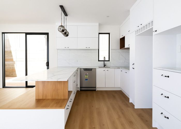  at Raphael Place, West Harbour, Waitakere City, Auckland