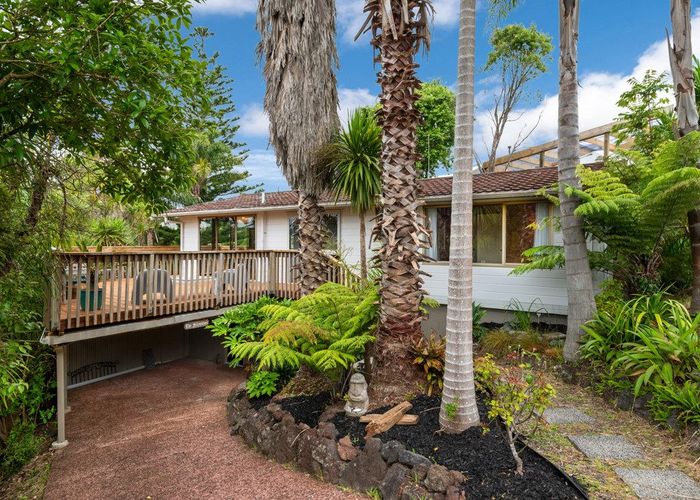  at 105 Kia Ora Road, Beach Haven, North Shore City, Auckland