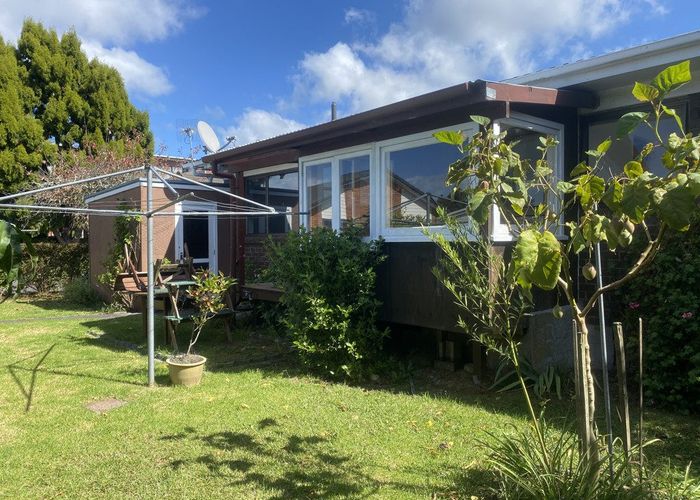  at 1/25 Lincoln Road, Henderson, Auckland