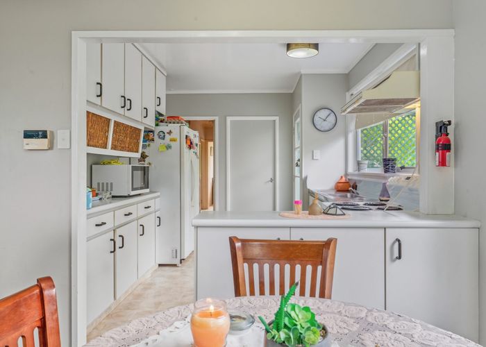  at 42 Heybridge Street, Manurewa, Manukau City, Auckland