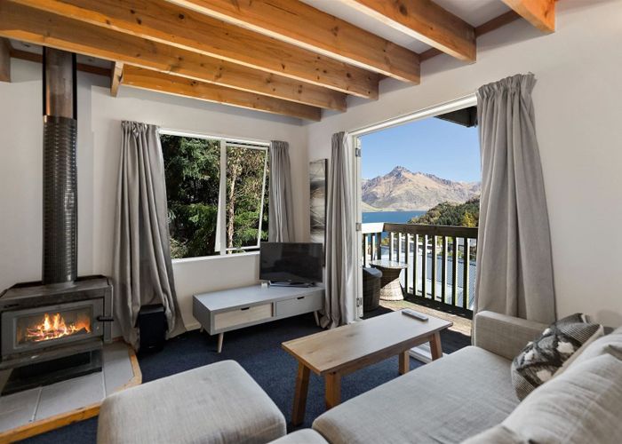  at 18B Mackinnon Terrace, Sunshine Bay, Queenstown