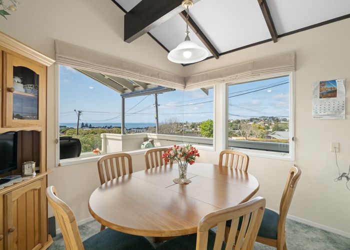  at 1/9 Nigel Road, Browns Bay, Auckland