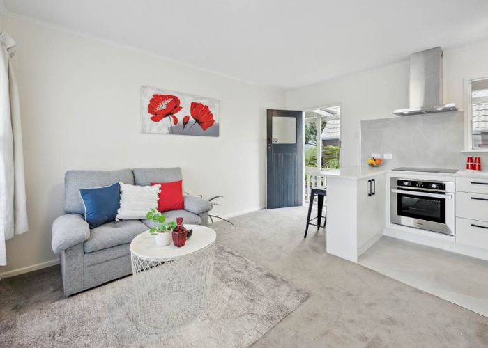  at 5D Rosebank Road, Avondale, Auckland City, Auckland
