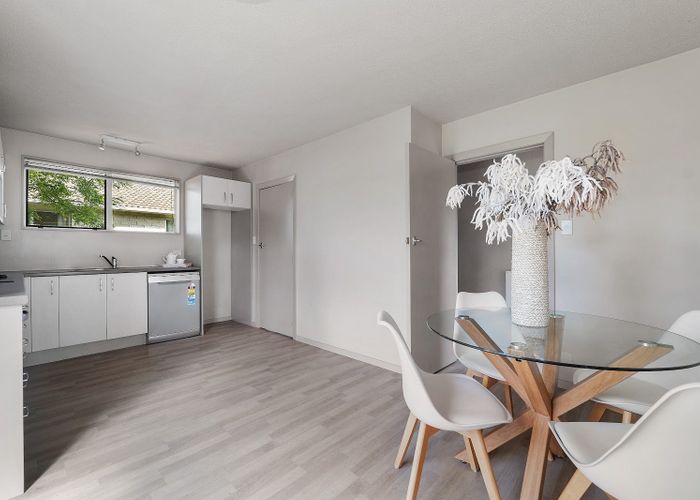  at 62 Oakley Crescent, Hornby, Christchurch