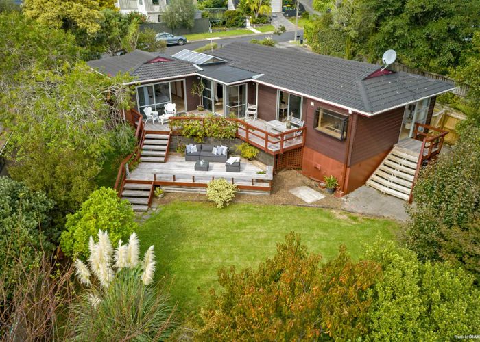  at 18 Odin Place, Beach Haven, Auckland