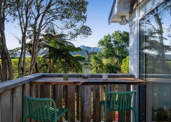  at 17 Linda Street, Oakura, New Plymouth, Taranaki