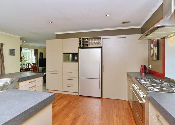  at 40 Glencullen Drive, Casebrook, Christchurch City, Canterbury
