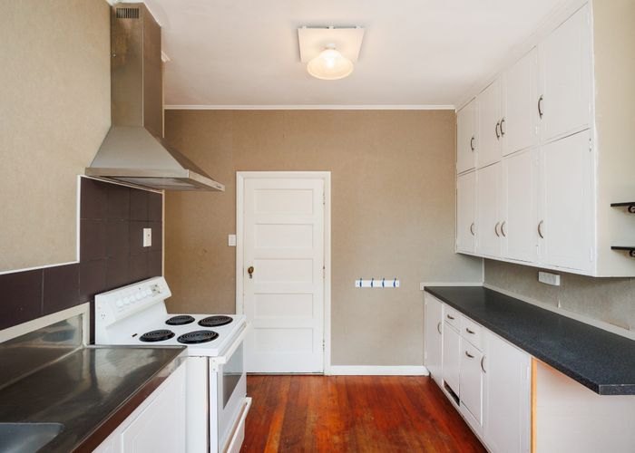  at 43 Millar Street, Terrace End, Palmerston North