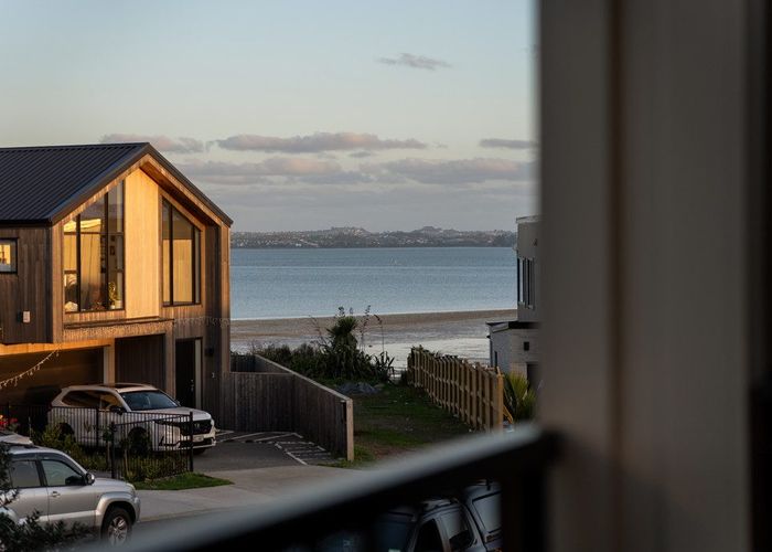  at 1 Picnic Point Road, Hobsonville, Waitakere City, Auckland