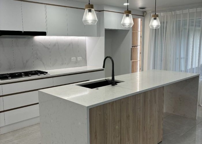  at 8 Corrofin Drive, Dannemora, Manukau City, Auckland