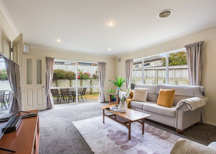  at 3 Routeburn Avenue, Aotea, Porirua