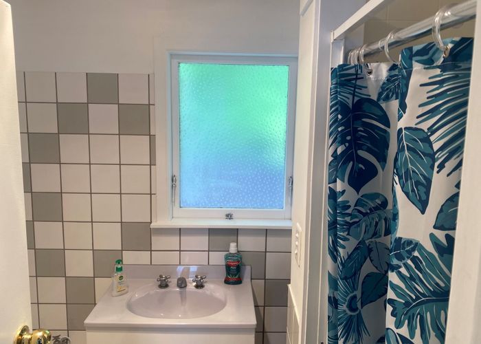  at 72 Sunny Grove, Wainuiomata, Lower Hutt