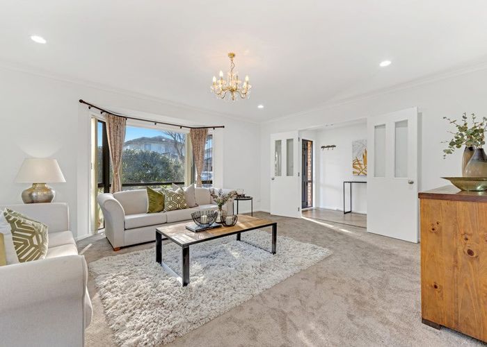  at 7 Hampervale Place, Flat Bush, Auckland