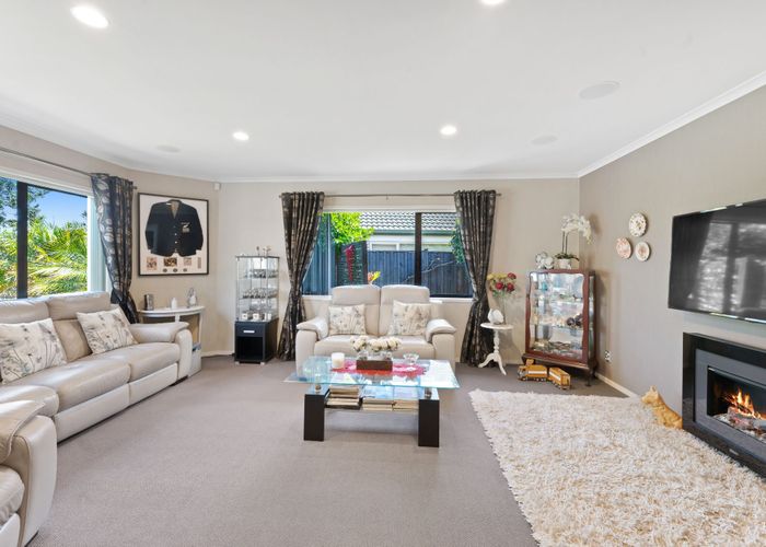  at 19 Skelligs Drive, Flat Bush, Auckland