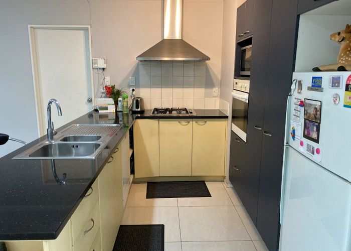  at 37 Foxlaw Street, Randwick Park, Manukau City, Auckland