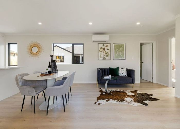  at 2/1A Heather Place, Melville, Hamilton, Waikato