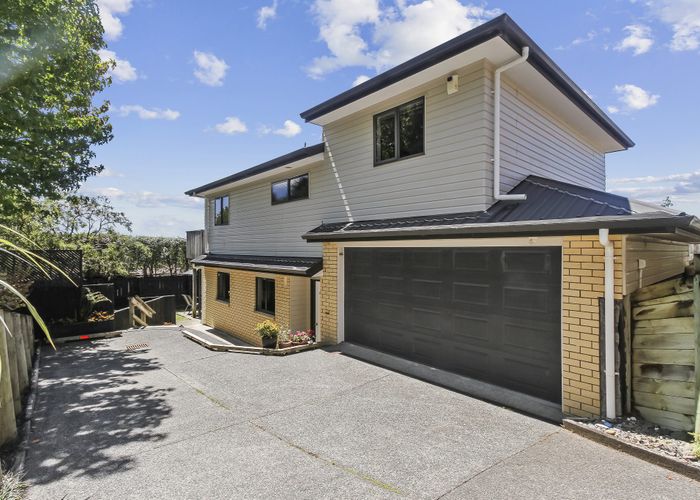  at 1/271 Sturges Road, Henderson, Auckland