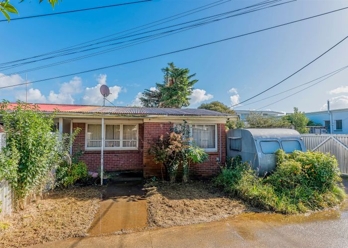  at 1/8 Westward Ho, Glen Eden, Auckland