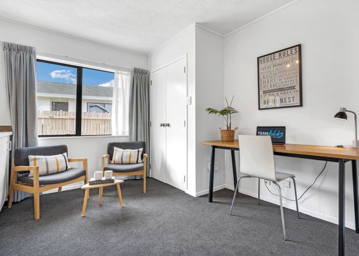  at 25 Septimus Place, Henderson, Waitakere City, Auckland