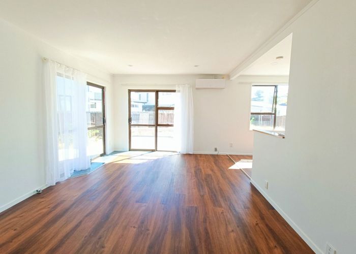  at 9 Lisa Rise, Half Moon Bay, Manukau City, Auckland