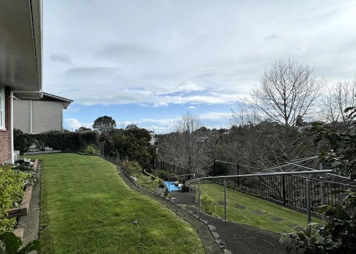 at 9 Montana Place, Merrilands, New Plymouth