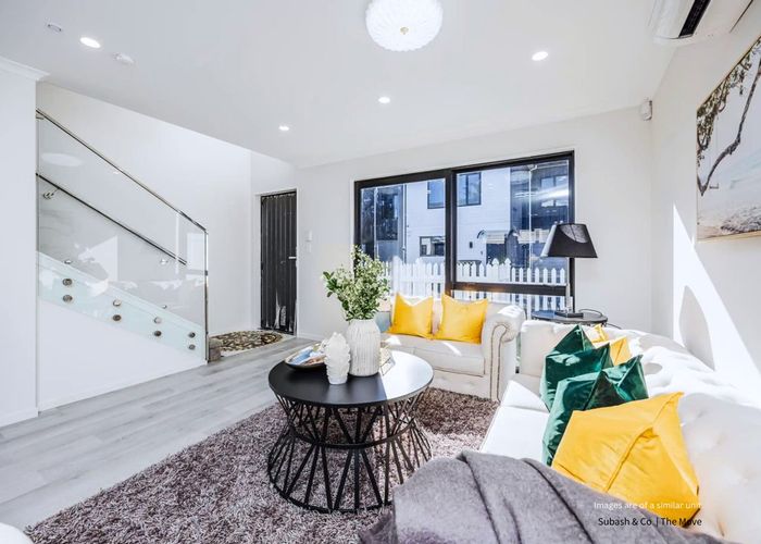  at 38D Seymour Road, Sunnyvale, Waitakere City, Auckland