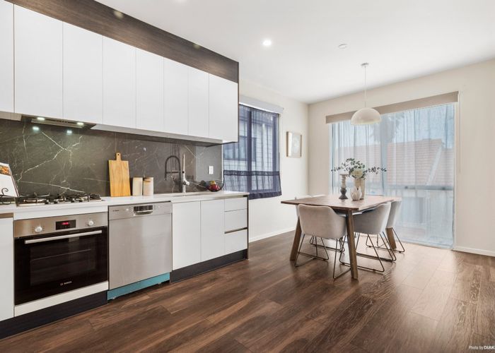  at 3A Kenmure Avenue, Forrest Hill, Auckland