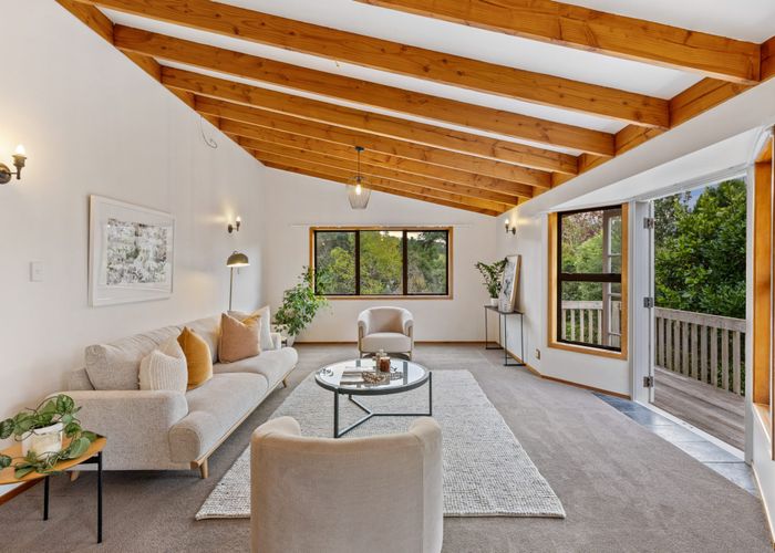  at 32 Opanuku Road, Henderson Valley, Waitakere City, Auckland