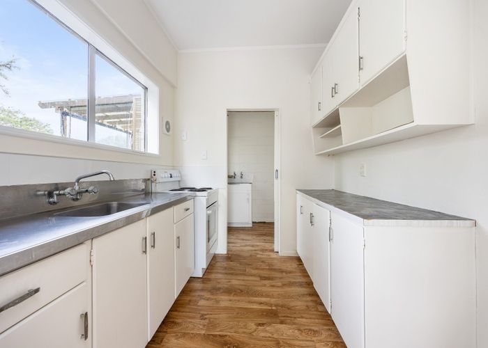  at 9/116 Seabrook Avenue, New Lynn, Waitakere City, Auckland