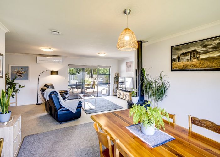  at 27 King Street, Taradale, Napier