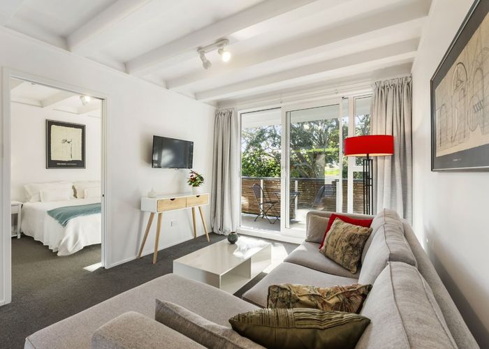  at 18/67 Princes Street, Northcote Point, North Shore City, Auckland