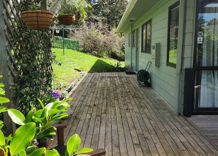 at 78 Peach Road, Glenfield, North Shore City, Auckland