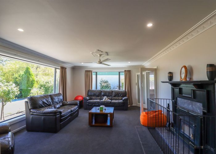  at 90 Acacia Drive, Levels