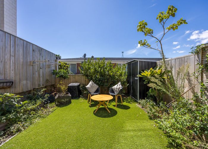  at 4/10 Willcott Street, Mount Albert, Auckland City, Auckland