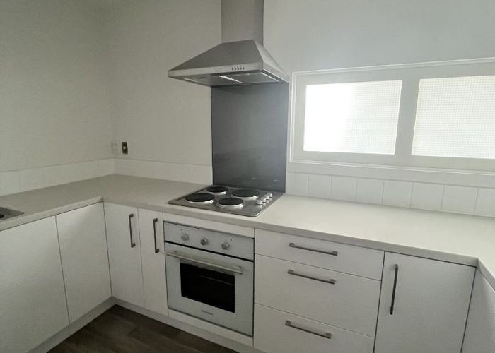  at 4/133 Main Street, Upper Hutt