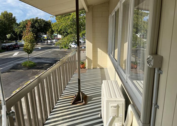  at 1/258 Broadway Avenue, City Centre, Palmerston North, Manawatu / Whanganui