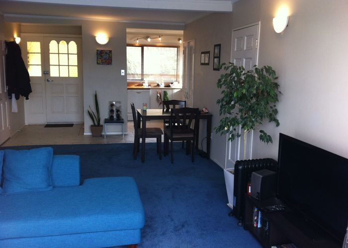  at 2/81 View road, Houghton Bay, Wellington, Wellington