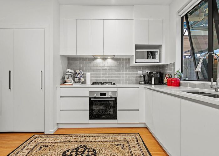  at 3 Serpent Road, Flat Bush, Manukau City, Auckland